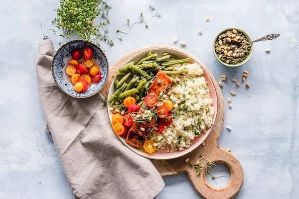 Cuisiner sans matière grasse : Conseils pour une cuisine saine et savoureuse